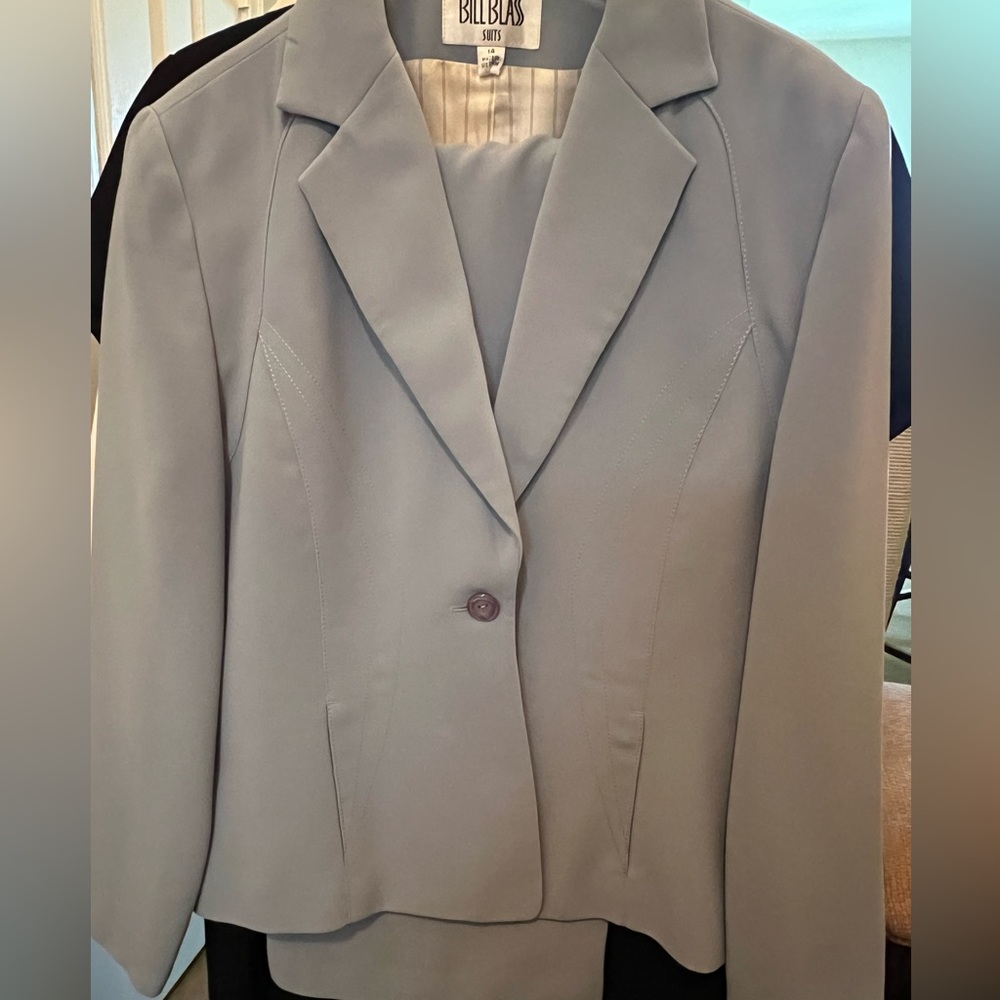 Bill Blass Suit in light grey